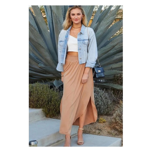 Ninexis Dresses & Skirts - NWT NINEXIS  Camel Maxi Skirt - XL